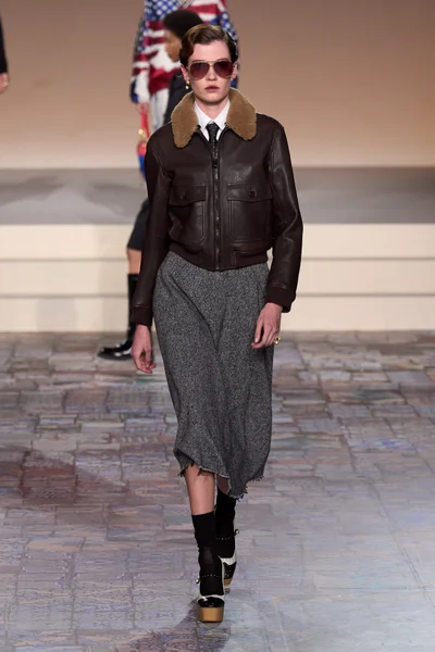 Look 22